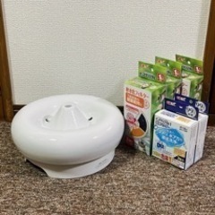 問合せ中　ジェックス　ピュアクリスタル　猫　自動給水器　フィルター、洗浄剤付きの画像