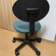 家具 オフィス用家具 いすの画像