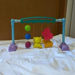 おもちゃ　新生児から遊べるベビージムの画像