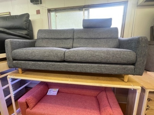 【リサイクルサービス八光】幅　ニトリ　3人掛け布張りソファ(NポケットA4R DR-GY/脚LBR)　ヘッドレスト付き