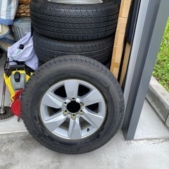 車のパーツ タイヤ、ホイール、ランクルプラド