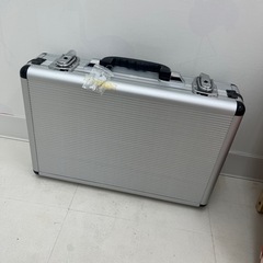 アタッシュケース