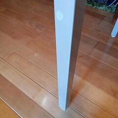 家具 ガラステーブルの画像