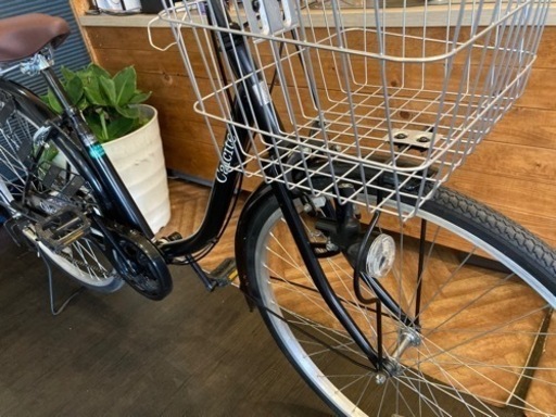 【前輪タイヤ・チェーン新品！ LEDダイナモ　6段変速　26インチ自転車　ブラック