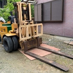 フォークリフト
