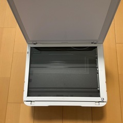 EPSONプリンター（予備インク付き）の画像