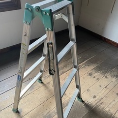 脚立