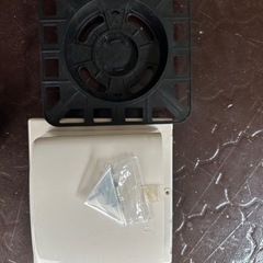LIXIL 　シャッター付パイプフード　の画像