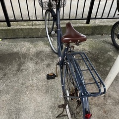 27インチ6段ギア付き自転車