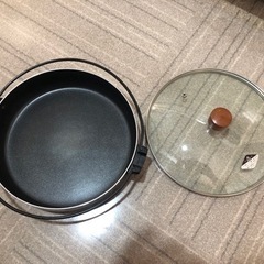 すき焼き用鍋の画像