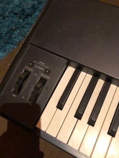 MIDIキーボード　定価6万円