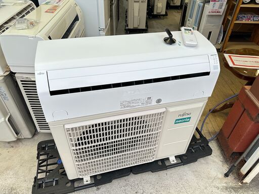 【動作保証あり】FUJITSU nocria 2023年 2.5kw 8畳用 冷暖房ルームエアコン AS-V253N【管理KR491】