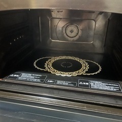 ジャンク品。直せる方や部品取りに。30L、2段オーブンレンジの画像