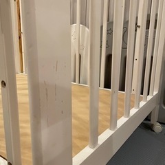 カトージ　ベビーベッド　の画像