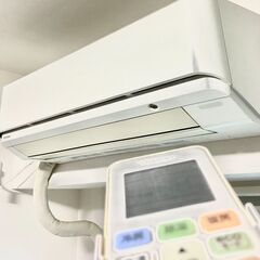 【家庭用ルームエアコン修理！】水漏れ、ガス漏れ、ガスチャージ承り...