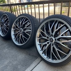 車のパーツ タイヤ、ホイール