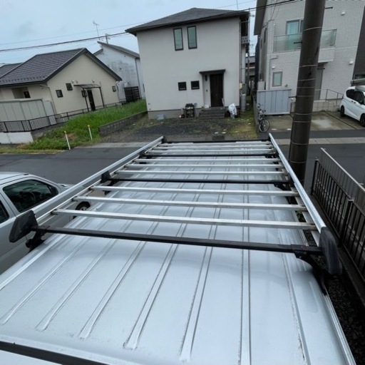 ハイエース ルーフキャリア