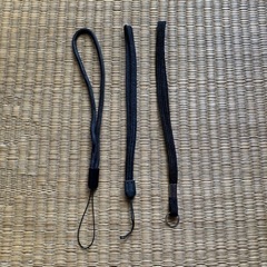 ストラップ　新品1、中古2本