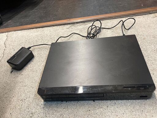 ☆中古￥2,800！Panasonic　DVDプレーヤー　家電　2022年製　DMP-BD90型　【BF122】