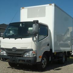 H26　トヨエース２ｔパネルバン　3人乗り　オートマ　室内灯２ケ...