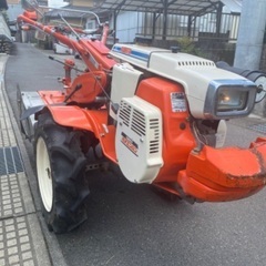 大型、歩行耕運 機　くぼた　T702の画像