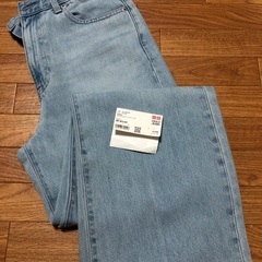 お値下げ！ユニクロUNIQLO レディースパンツ　ワイドストレー...