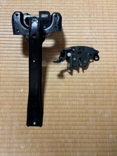 日産  BNR32 スカイライン ボンネット ロック ステー キャッチブラケット