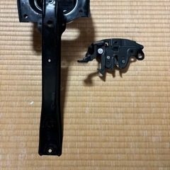 日産  BNR32 スカイライン ボンネット ロック ステー キャッチブラケットの画像
