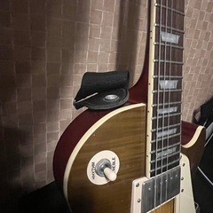 エピフォン　レスポール　スタンダード　エレキギター　専用ソフトケースつきの画像