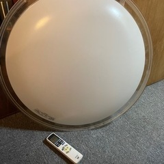 【HITACHI】シーリングライト　リモコン付き