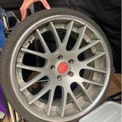 車のパーツ タイヤ、ホイール