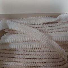 ディスポーザブル頭巾？