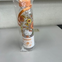 キティちゃん　フラワー柄ボトル