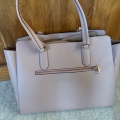 ピンク　バッグ　の画像