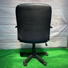 ③オフィスチェア　イス　高さ調節可　ブラック　しっかりしてますの画像