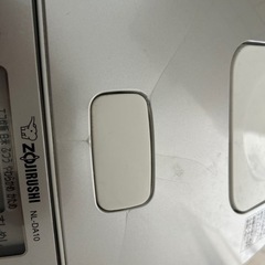 zojirushi 炊飯器 21年製
の画像