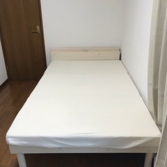 すのこベッドセミダブル、マットレス付き