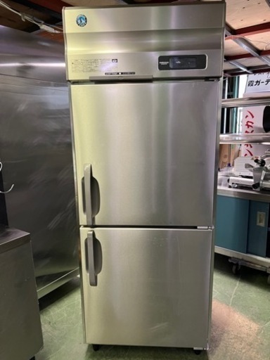 ホシザキ縦型冷凍庫 2019年
