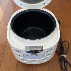 炊飯器の画像
