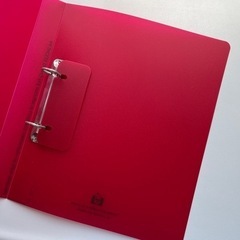 バインダー 赤