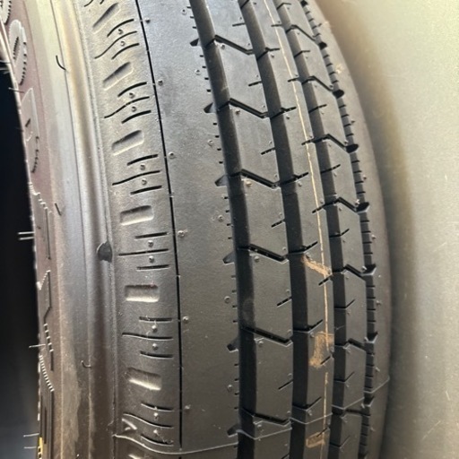 新品未使用❗️185/85R16 111/109L ２本