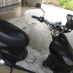 珍しいグランドアクシス100！の画像