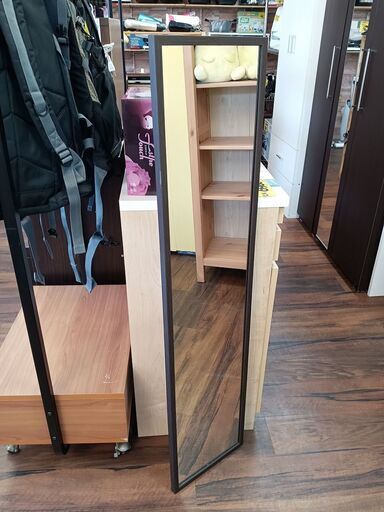 壁掛けミラー　ダークブラウン　サイズ（約）幅２８×奥２×高１２０　　■近隣配送無料 買取GO‼　栄和店