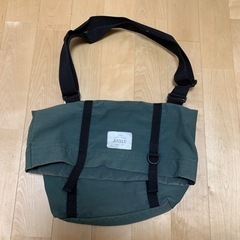 AIGLE ショルダーバッグ（色落ちあり）