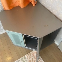 テレビボードの画像