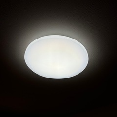 【取引調整中】LEDリビング照明 六畳用　リモコン付