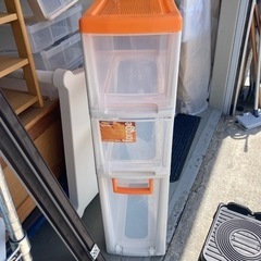 A-693⭐️キッチン便利スキマ収納です‼️