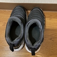 靴/バッグ 靴 スニーカーの画像