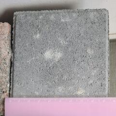 【取引中】小さいブロック石の画像