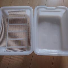 終了】水切りかご　水切りバスケット　トレー付き　キッチン用品